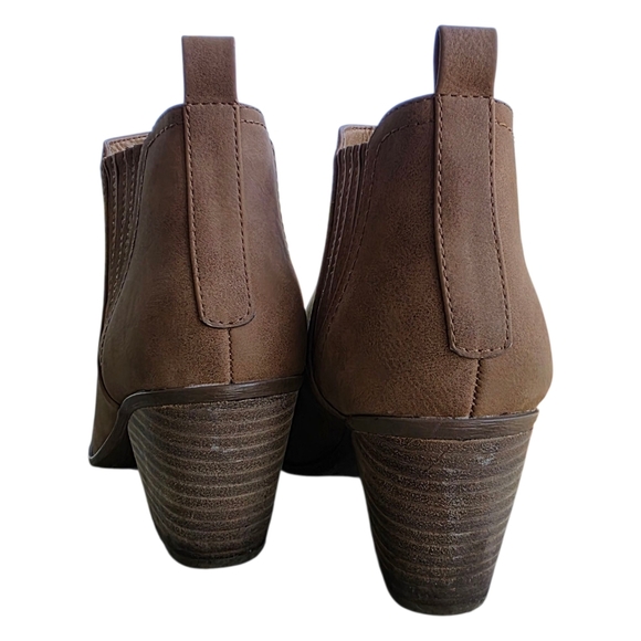 🔥5 FOR $25🔥Report Yukio Booties, Tan, Size 9 - Picture 3 of 8